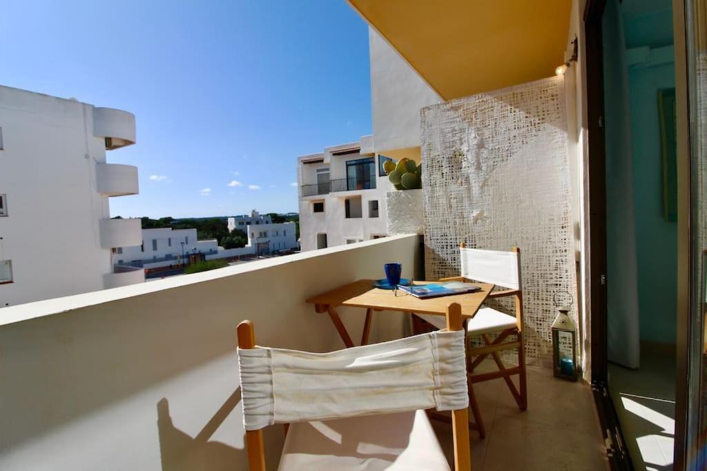 אס פוחולס Agradable Apartamento Con Terraza En Formentera מראה חיצוני תמונה